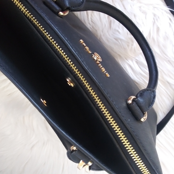 NWT MICHAEL KORS LEATHER CINDY LG DOME SATCHEL - Picture 5 of 11